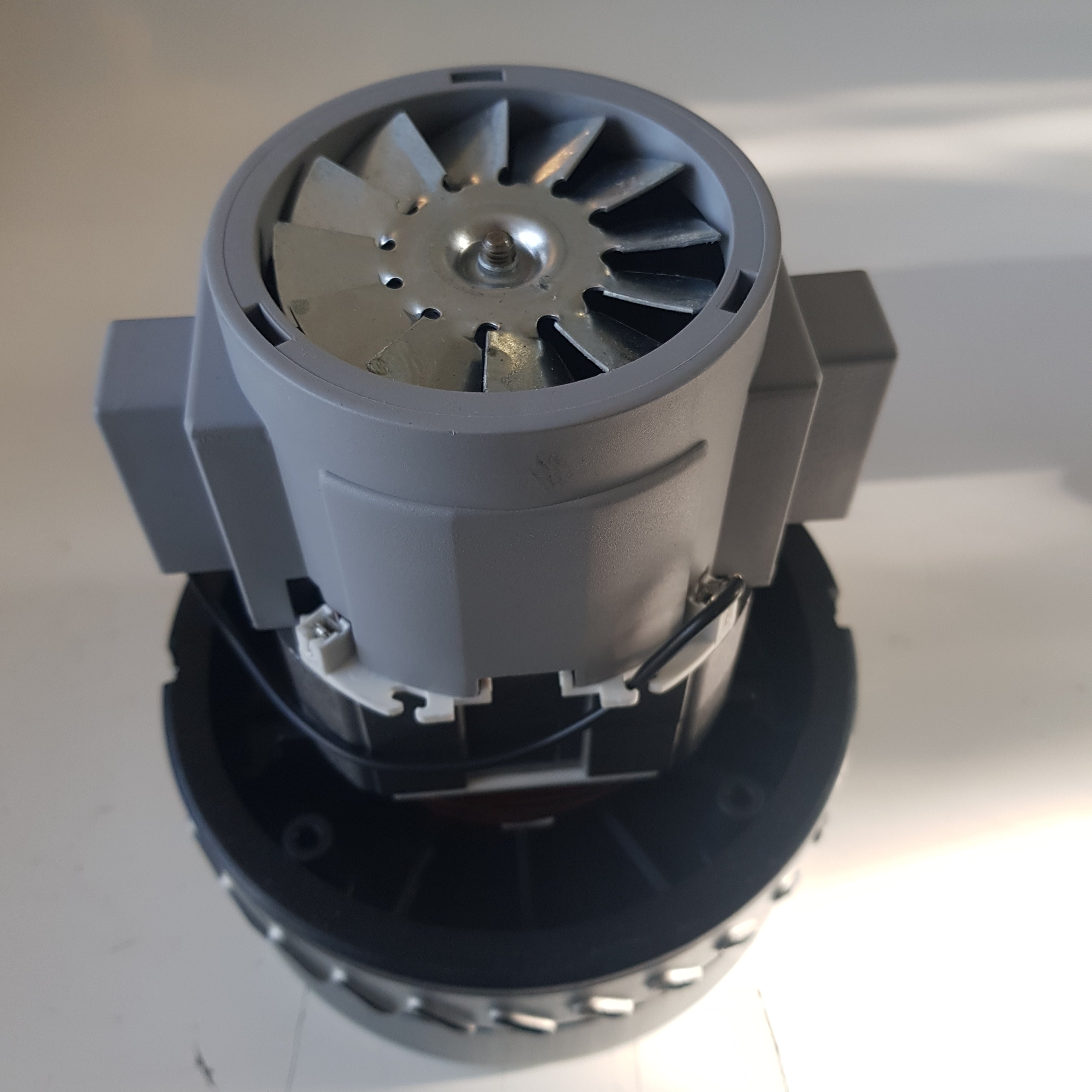 Motore aspirapolvere bistadio1200w 230v b 175mm Ametek AMETEK