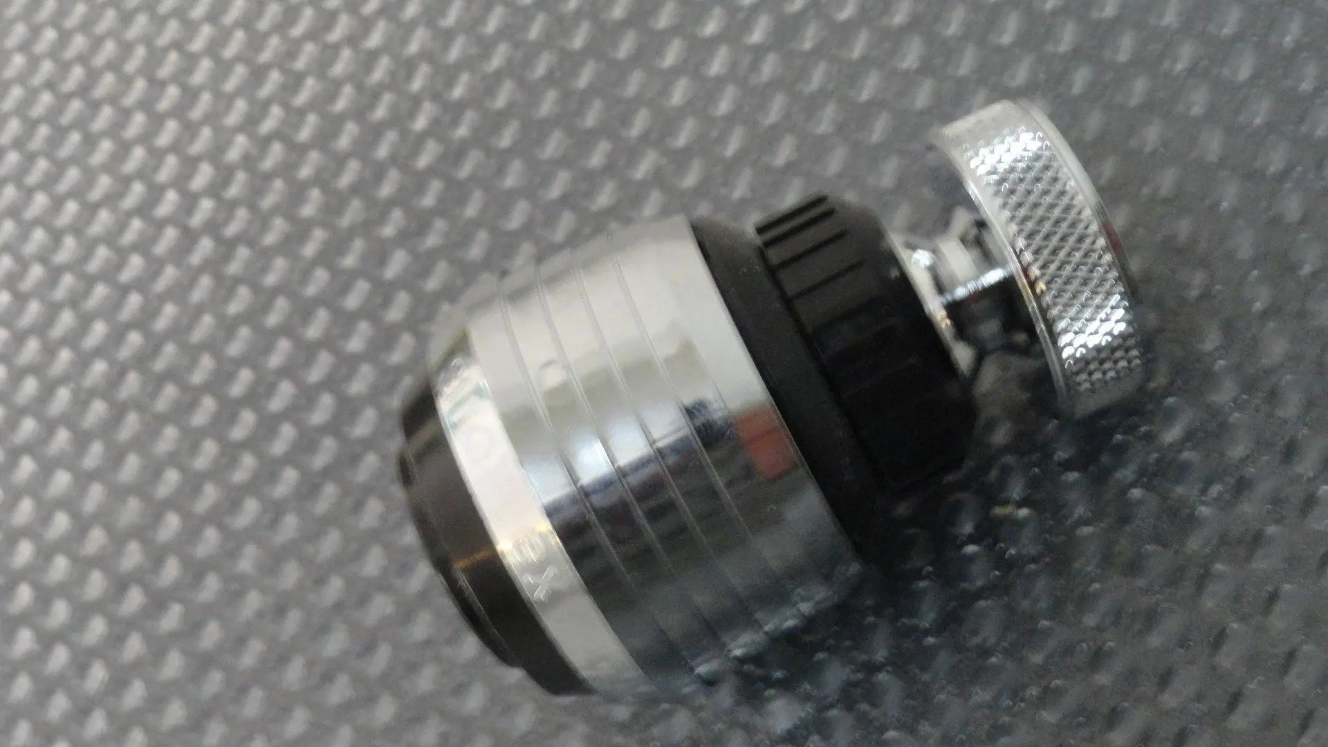 Aereatore doccetta rompigetto cromato-nero ENNEBISERVICE