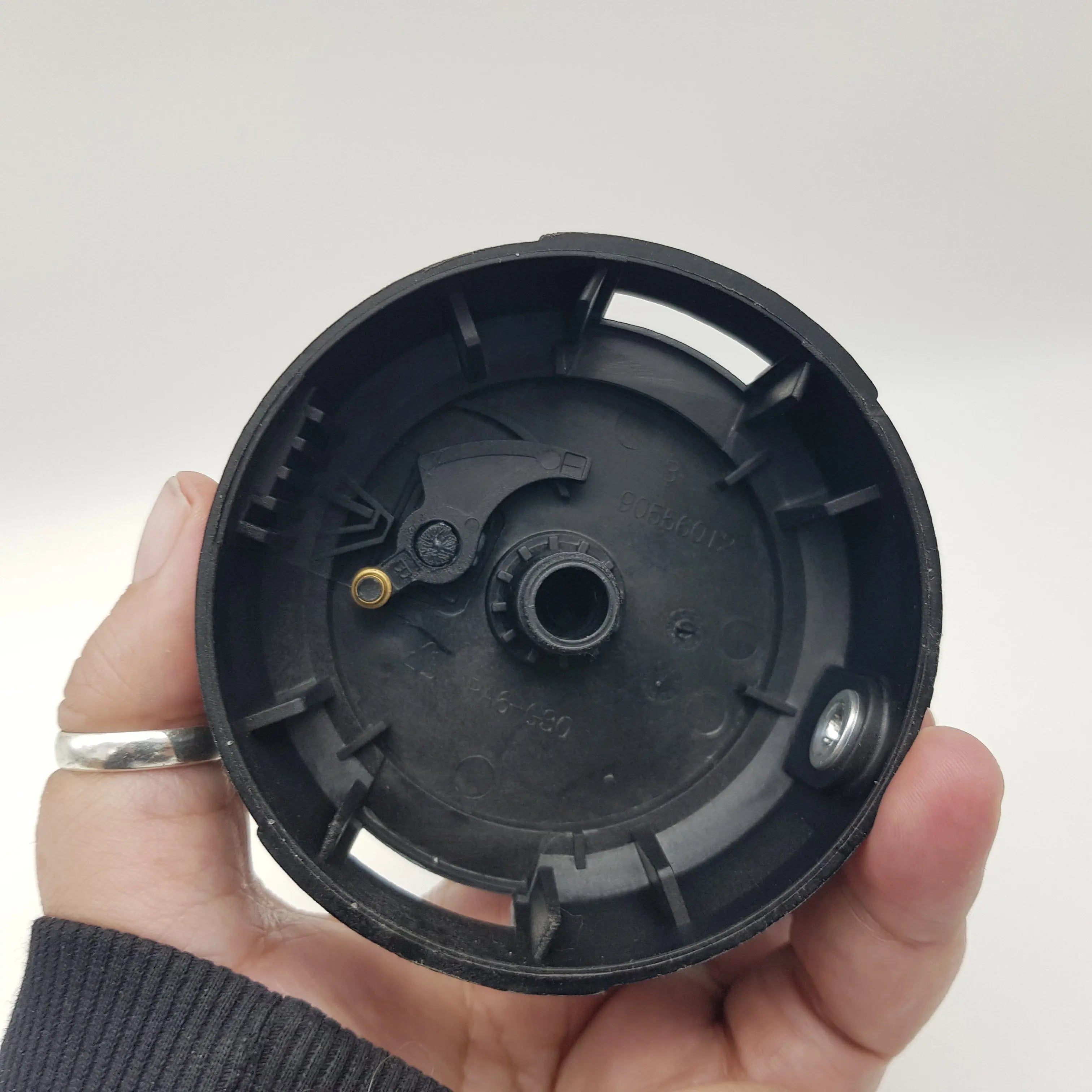Ingranaggio e alberino per taglia erba Black+Decker ST4525 BLACK+DECKER